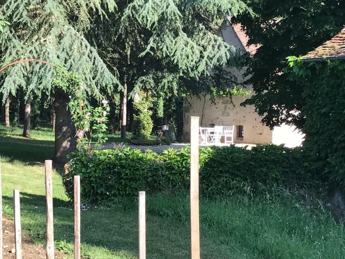 Gîte De Serre Le Grand-Pressigny Buitenkant foto
